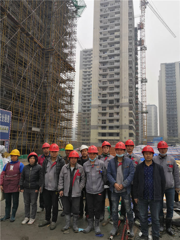 ���̰���