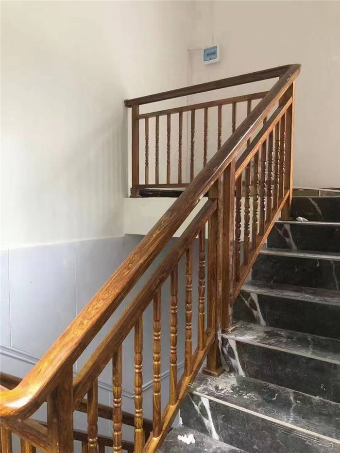 ���ݷ���